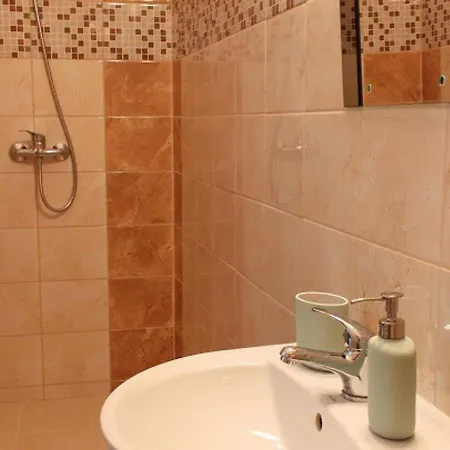 Ricardos Old Town For 6 Persons Apartment